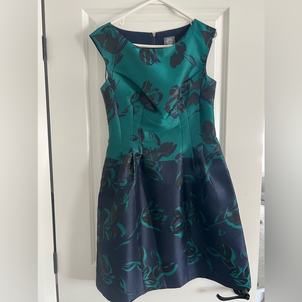 Vince Camuto Mid-length formal dress